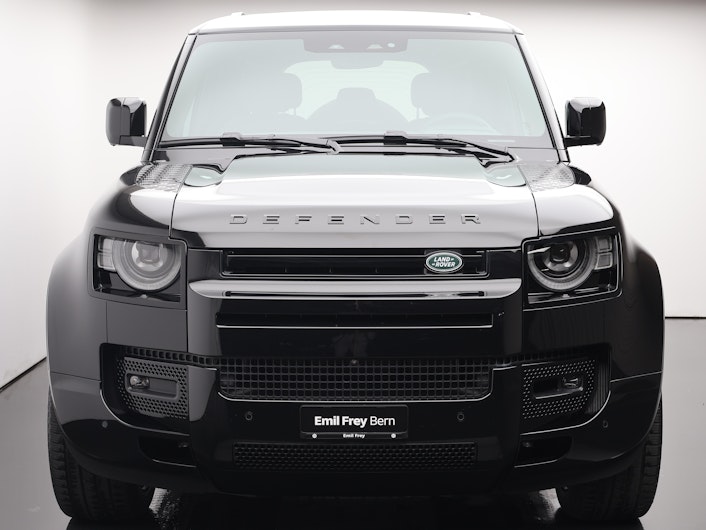 Vehicle image LAND ROVER DEFENDER