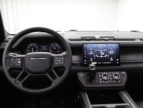 Vehicle image LAND ROVER Defender 110 3.0 D I6 300 X-Dynamic HSE