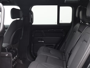 Vehicle image LAND ROVER Defender 110 3.0 D I6 300 X-Dynamic HSE