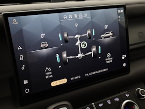 Vehicle image LAND ROVER Defender 110 3.0 D I6 300 X-Dynamic HSE
