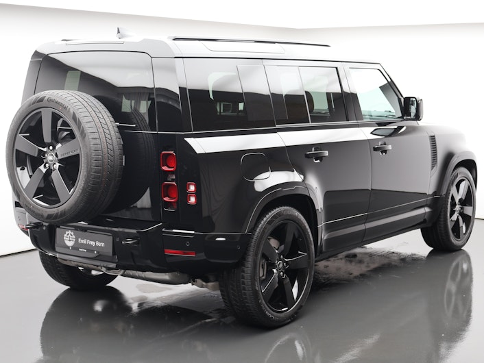 Vehicle image LAND ROVER DEFENDER