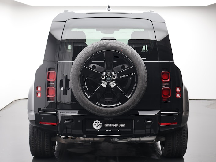 Vehicle image LAND ROVER DEFENDER