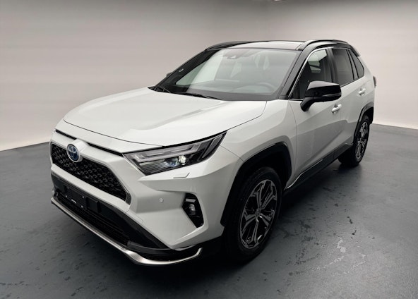 First vehicle image First vehicle image