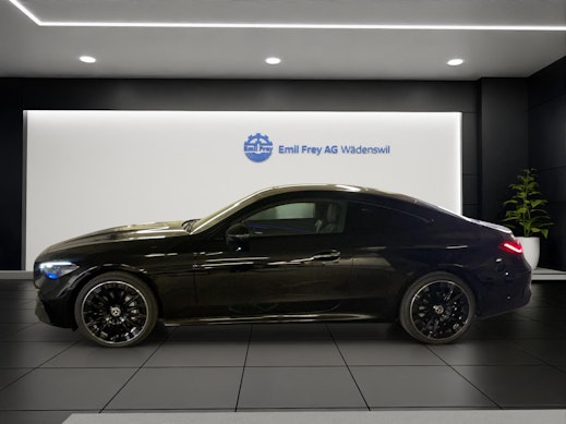 MERCEDES-BENZ CLE 300 AMG Line 4matic Coupé 2
