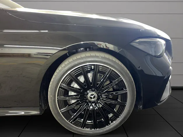 Mercedes-Benz CLE 300 4MATIC Coupé AMG Line