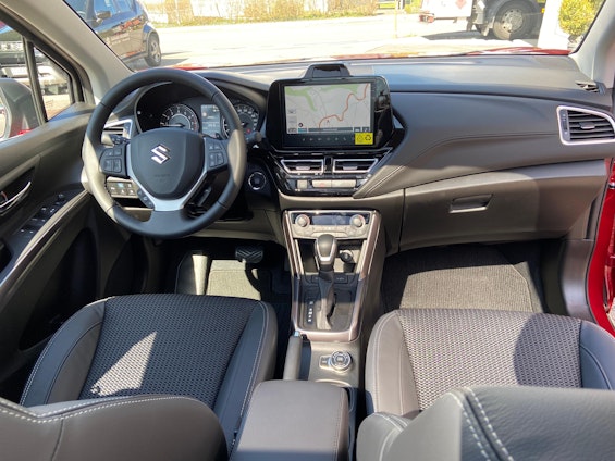 Vehicle image 7