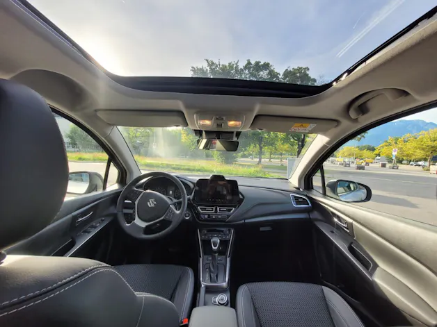 Suzuki S-Cross 1.5 Compact Top Hybrid 4x4