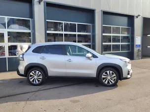 Suzuki S-Cross 1.5 Compact Top Hybrid 4x4