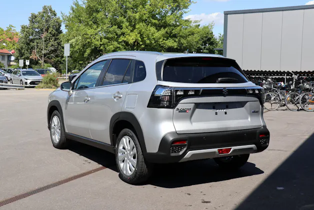 Suzuki S-Cross 1.4 T Compact+ Hybrid 4x4