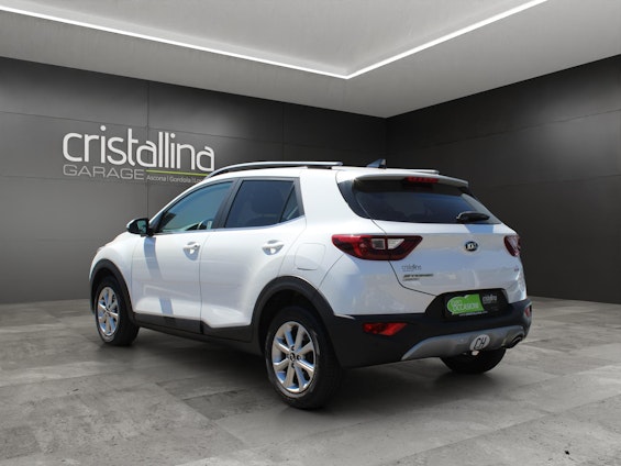 Vehicle image 2 Vehicle image 2