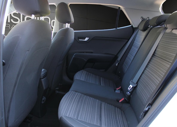 Vehicle image 9 Vehicle image 9