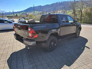 Toyota Hilux Double Cab.-Pick-up 2.8 D-4D 204 Invincible MHEV