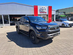 Toyota Hilux Double Cab.-Pick-up 2.8 D-4D 204 Invincible MHEV
