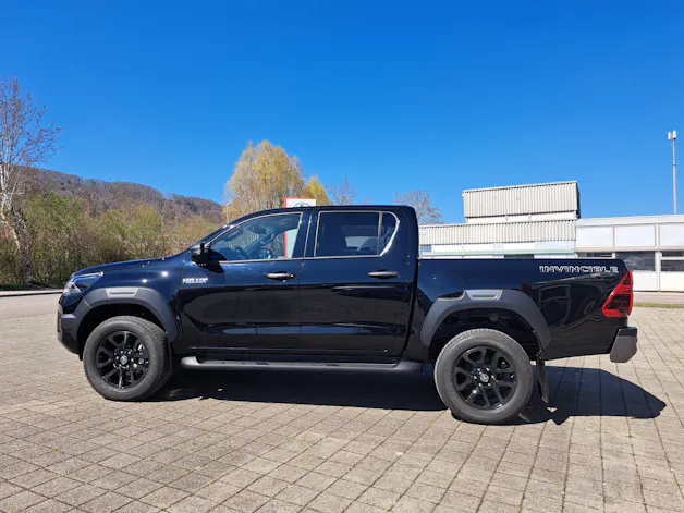Toyota Hilux Double Cab.-Pick-up 2.8 D-4D 204 Invincible MHEV