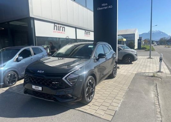 First vehicle image First vehicle image