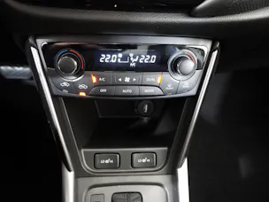 Suzuki S-Cross 1.5 Compact Top Hybrid 4x4