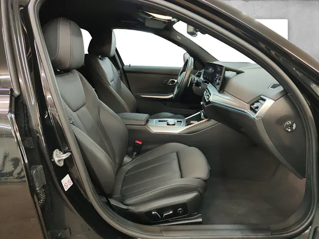 BMW 330d xDrive Touring