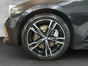 BMW 330d xDrive Touring
