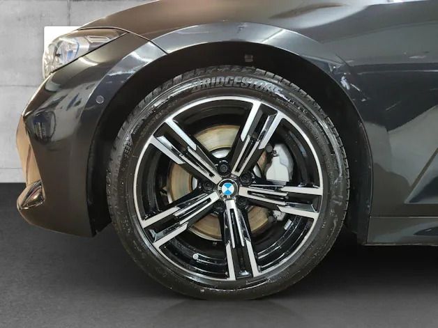 BMW 330d xDrive Touring