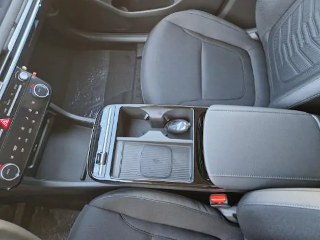 Hyundai Tucson 1.6 HEV Amplia 4WD