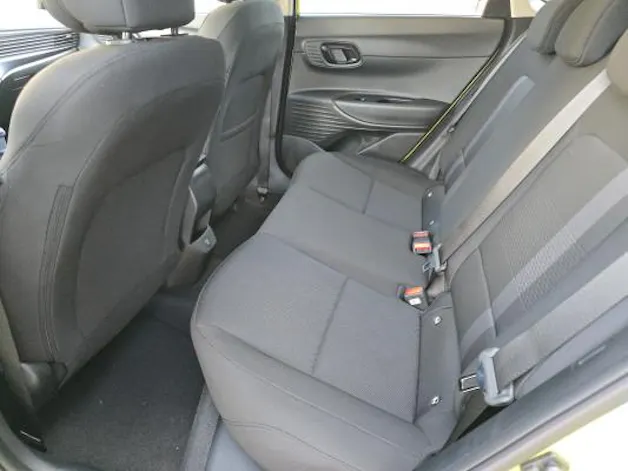 Hyundai i20 1.0 T-GDi Amplia DCT