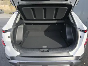 Hyundai Kona 1.6 HEV Amplia