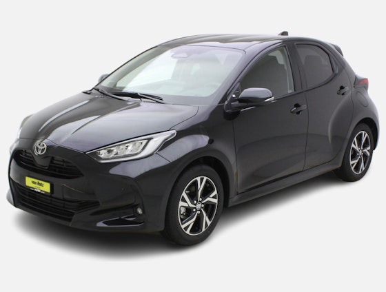 First vehicle image
