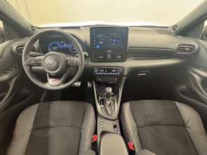 Vehicle image TOYOTA Yaris 1.5 VVT-i HSD GR Sport