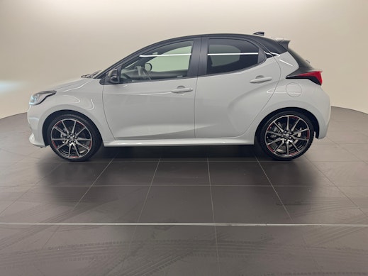 TOYOTA Yaris 1.5 VVT-i HSD GR Sport 2