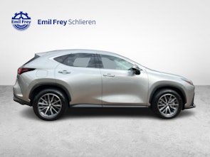 Fahrzeugbild LEXUS NX 450h+ Comfort
