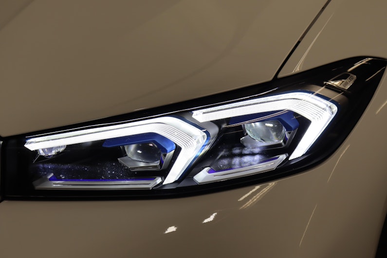 Vehicle image BMW 3 SERIES