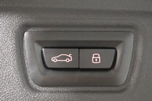 Vehicle image BMW 320d xDrive SAG Touring