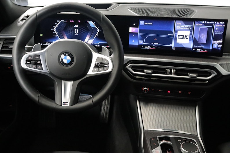 Vehicle image BMW 3 SERIES