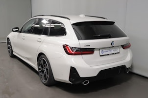 Vehicle image BMW 320d xDrive SAG Touring