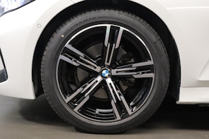 Vehicle image BMW 320d xDrive SAG Touring