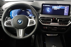 Vehicle image BMW X3 30e xDrive SAG