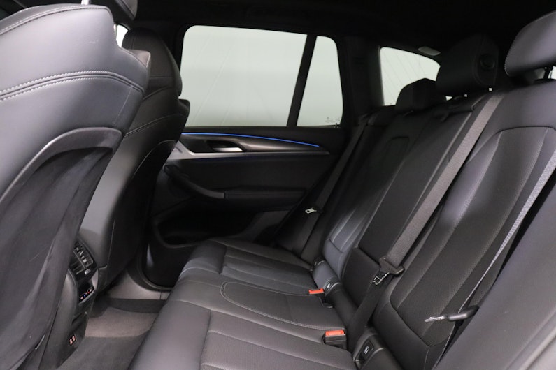 Vehicle image BMW X3