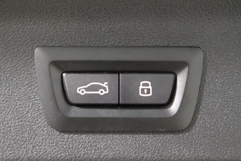 Vehicle image BMW X3