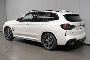Vehicle image BMW X3 30e xDrive SAG