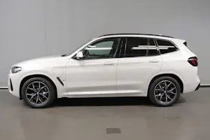 BMW X3 30e xDrive SAG