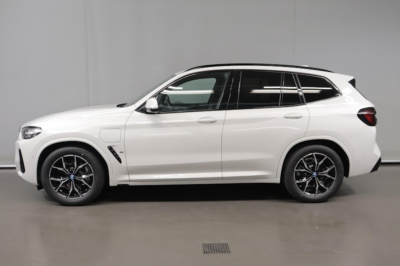 Vehicle image BMW X3