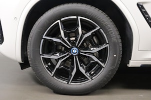 Vehicle image BMW X3 30e xDrive SAG