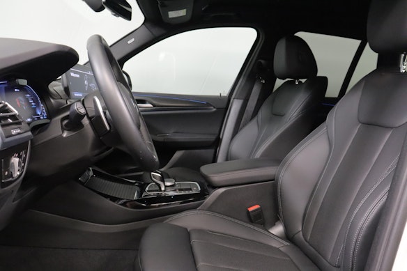 BMW X3 30e xDrive SAG 3