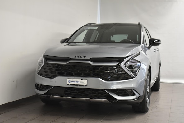 First vehicle image