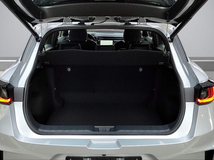 Vehicle image LEXUS LBX