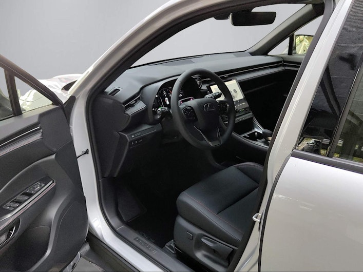 Vehicle image LEXUS LBX