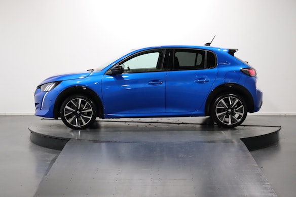 PEUGEOT 208 1.2 PureTech 100 GT Line 1