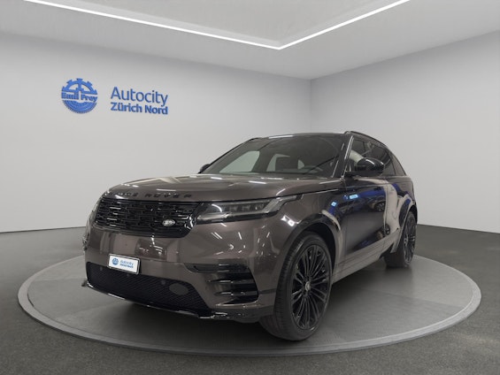 First vehicle image