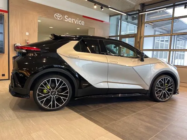 Toyota C-HR 2.0 HEV Style Premiere 4x4