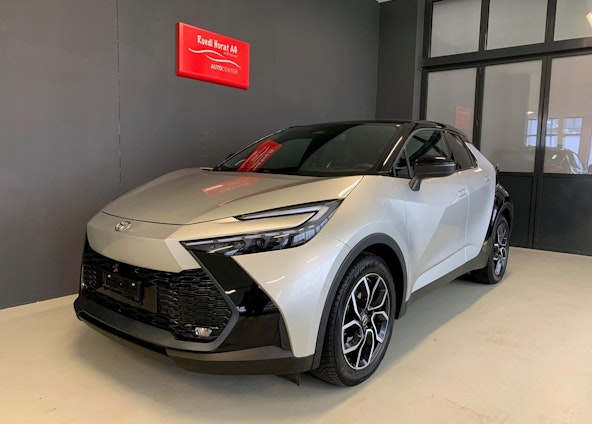 First vehicle image First vehicle image